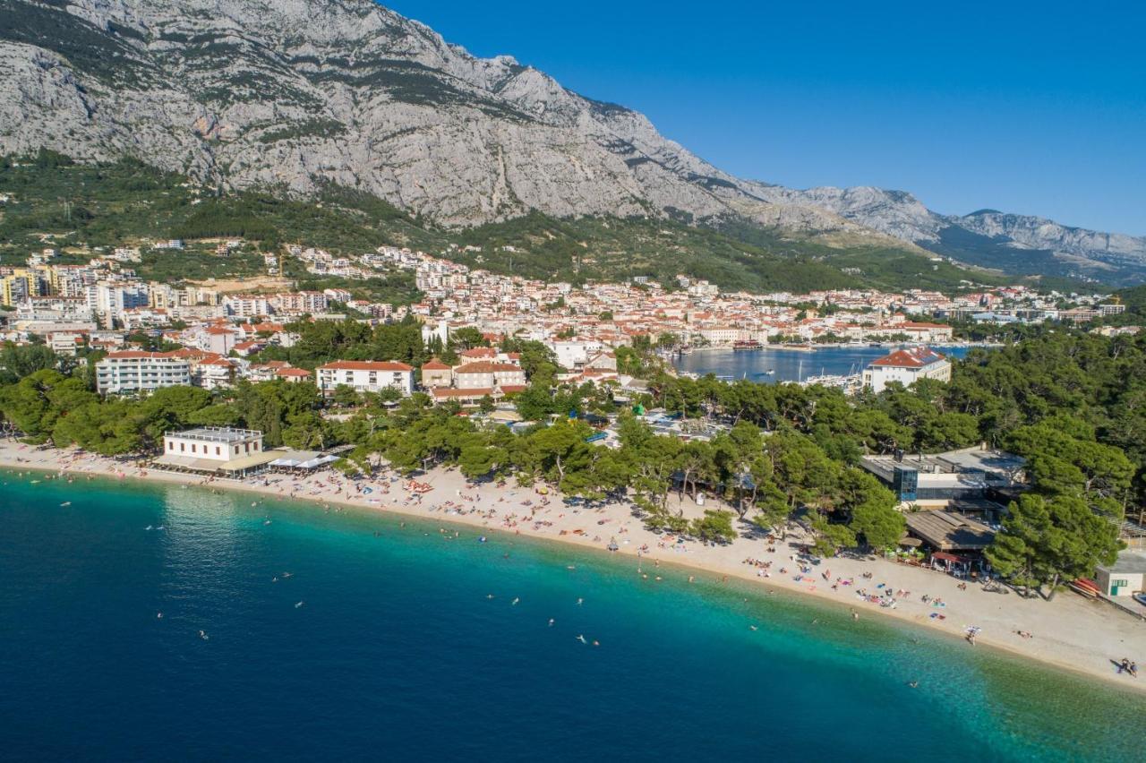 Apartments Crystal Makarska Exteriör bild
